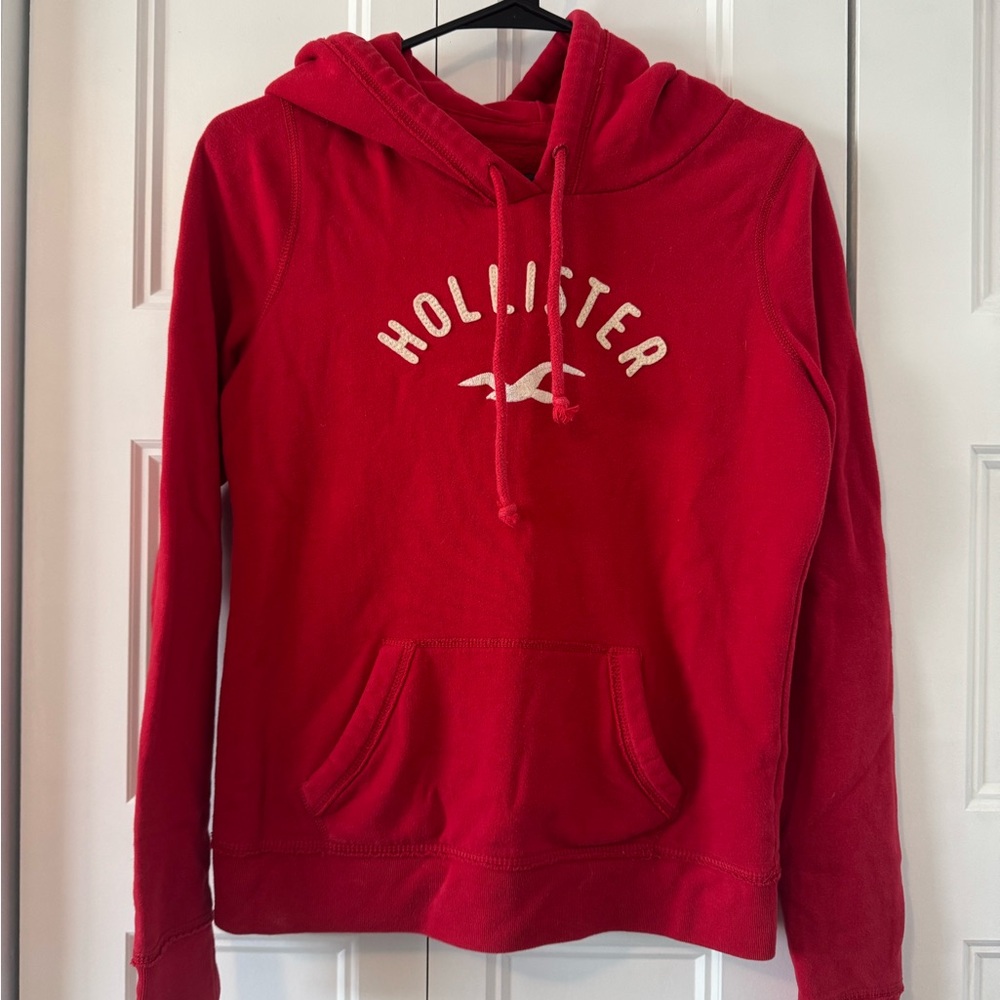 Hollister Women's Red Hoodie Sweater (2000s)